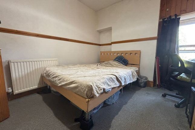 38, Minny Street, Cardiff photo 4