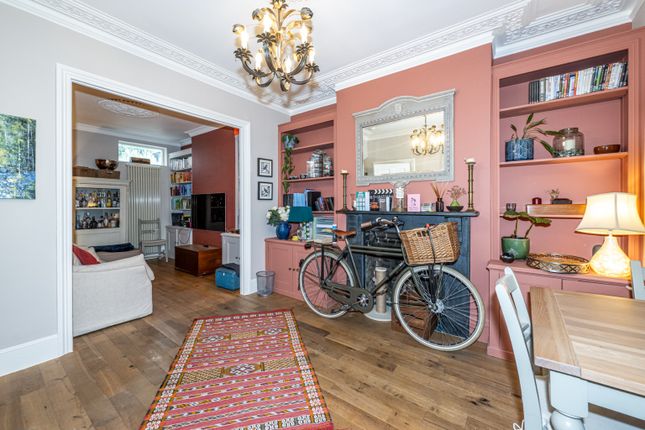55, Glycena Road, London photo 4