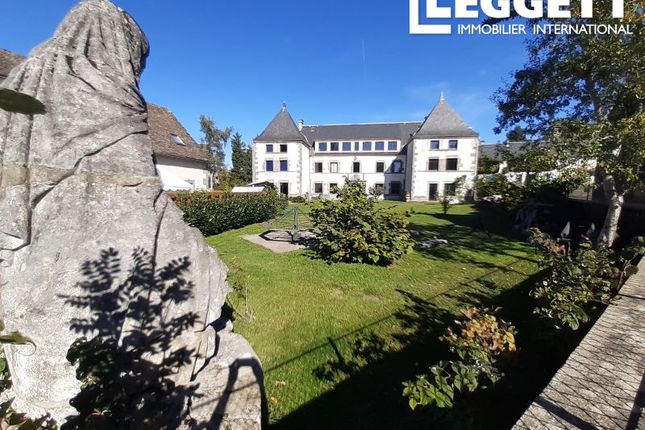 Thumbnail Villa for sale in La Tour-D'auvergne, Puy-De-Dôme, Auvergne-Rhône-Alpes