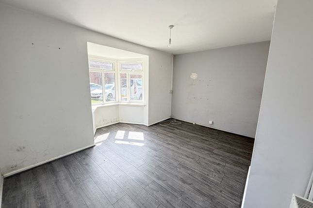 8, Taverner Place, Chichester photo 3