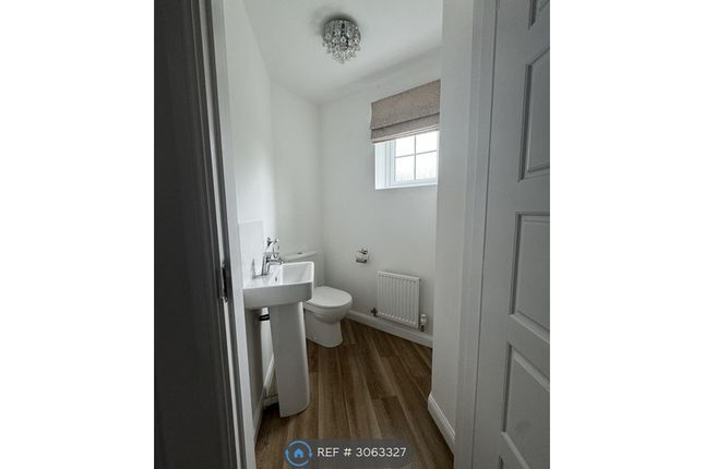 Nevis Walk, Thornaby, Stockton-On-Tees photo 4