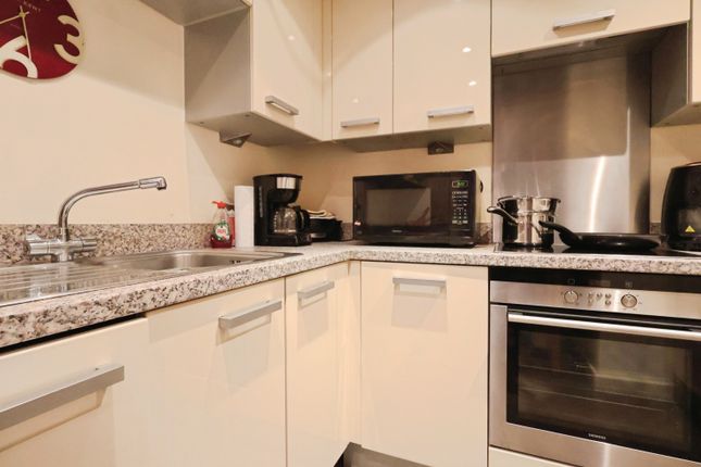 7, Elderflower House, Whinbush Road, Hitchin photo 4