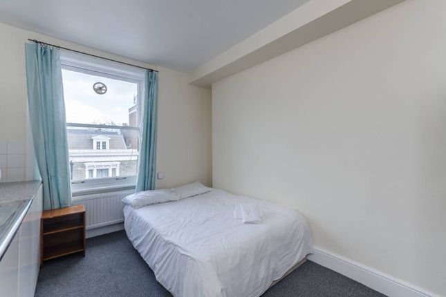 Thumbnail Studio to rent in Castletown Road, Barons Court, London