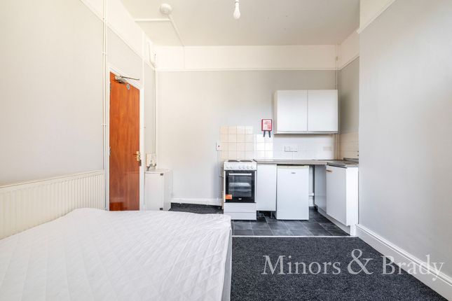 Room 2, 45 Clarence Road, Norwich photo 2
