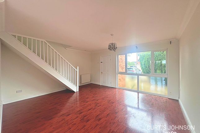 2, Lambourne, Tilbury photo 4
