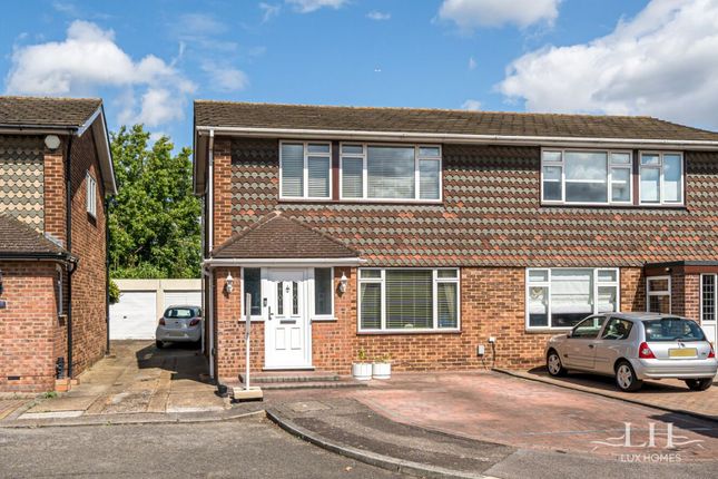 Thumbnail Semi-detached house for sale in Oakdene Close, Hornchurch