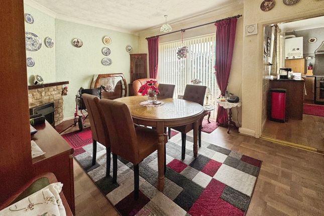 Ashfield Avenue, Doncaster photo 3