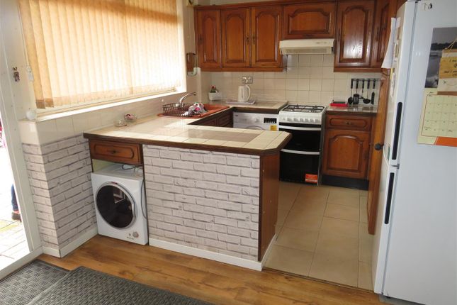 14, Sunbeam Close, Birmingham photo 3