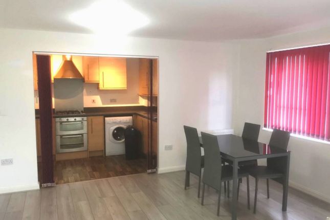 Thumbnail Flat to rent in St Margaret's Court, Swansea