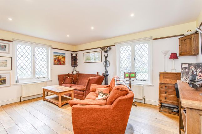 South Cottage, Pump Lane, Uckfield photo 4