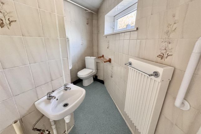 Downstairs Shower Room