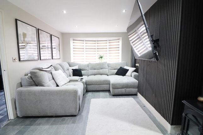 381, Turnpike Drive, Luton photo 3
