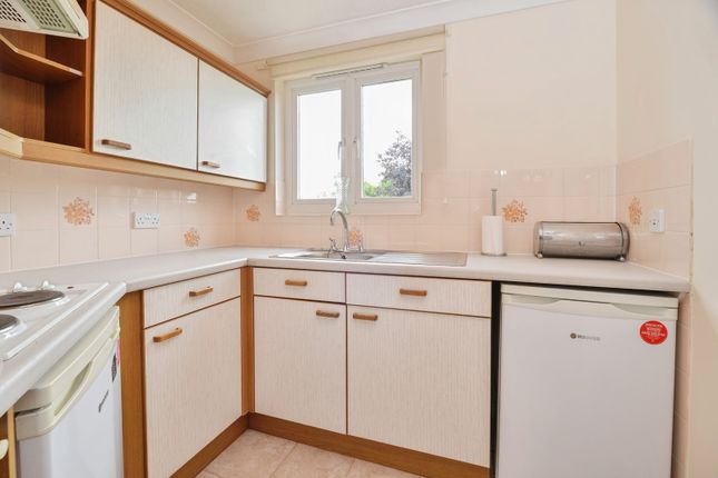 34, Marton Dale Court, Marton-in-Cleveland photo 4