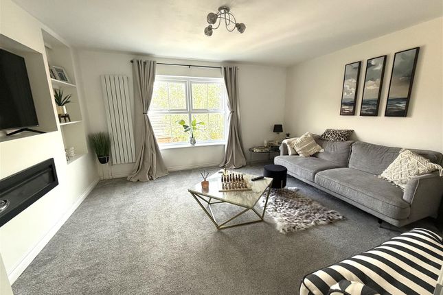 24, Canon Lane, Rugeley photo 3
