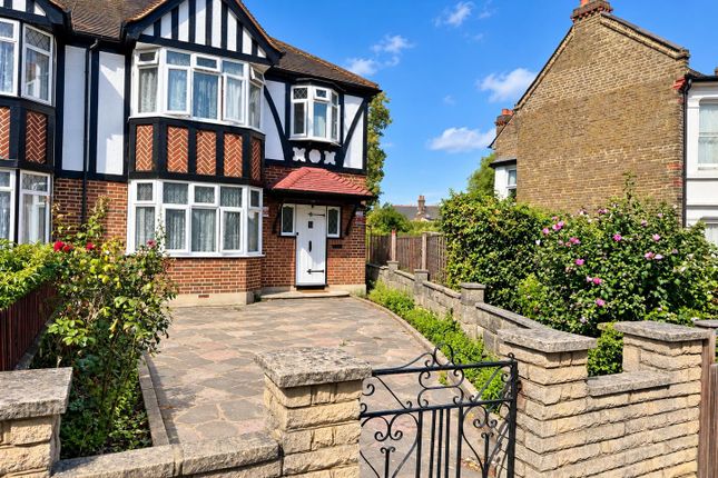 142, London Road, Morden photo 3