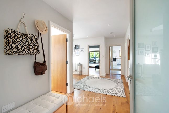 13, Stanley Road, Colchester photo 3