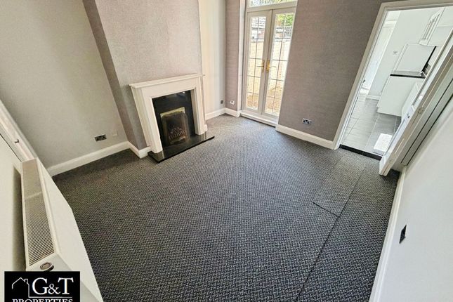 8 Bells Lane, Wordsley, Stourbridge photo 4