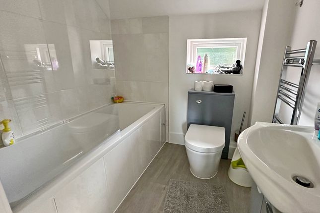 Semi-detached house for sale in Emmens Close, Checkendon, Reading