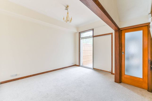Thumbnail Semi-detached house to rent in Victoria Road, Sutton