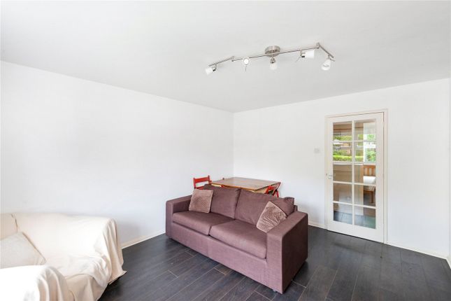 Thumbnail Flat to rent in Molyneux Drive, London