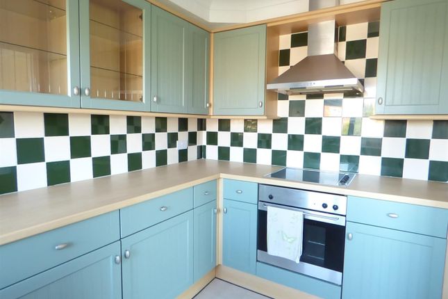 Flat 11, Leemark House, Granville Road, Littlehampton photo 4