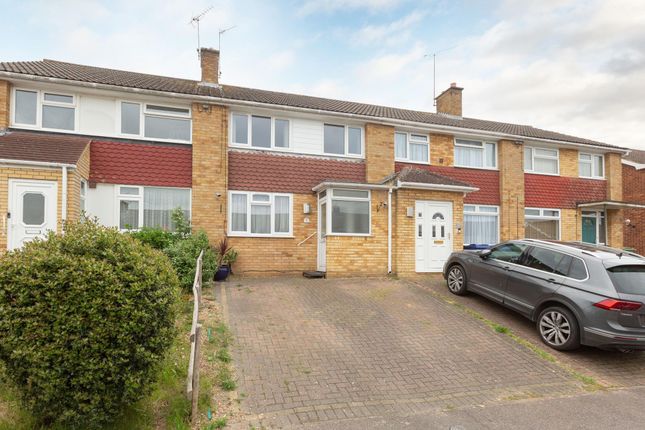 Thumbnail Terraced house for sale in Woodberry Drive, Sittingbourne