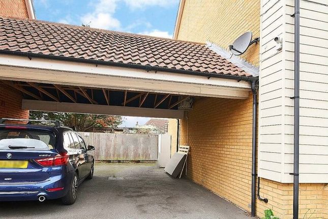 2, Juliette Mews, Romford photo 2