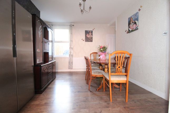 71, Luton Road, Chatham photo 3