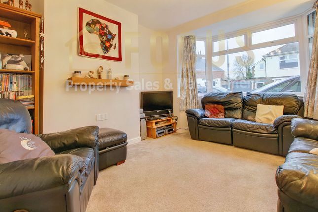 42 Grange Road, Wigston photo 4