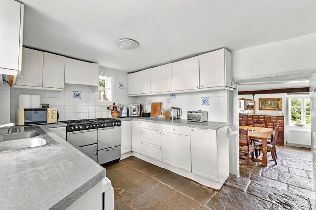 0832Upperbridgecourt-22.Jpg
