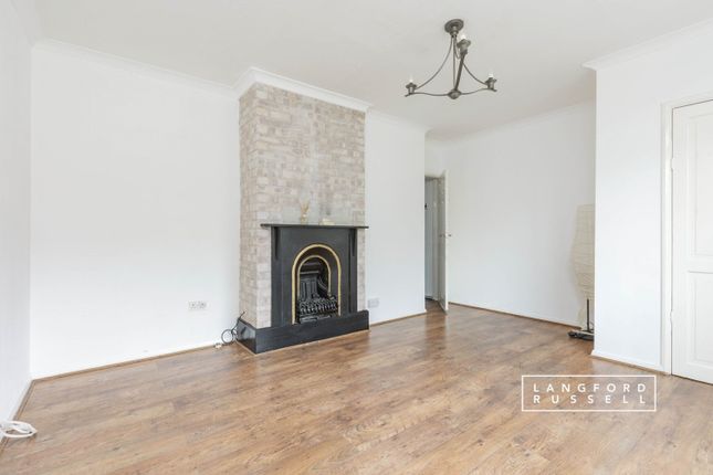 41, Dorney Rise, Orpington photo 2