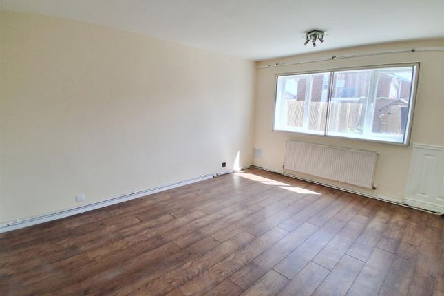 65, West End Lane, Hayes photo 5