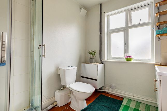 End terrace house for sale in Chesterton Road, Plaistow, London