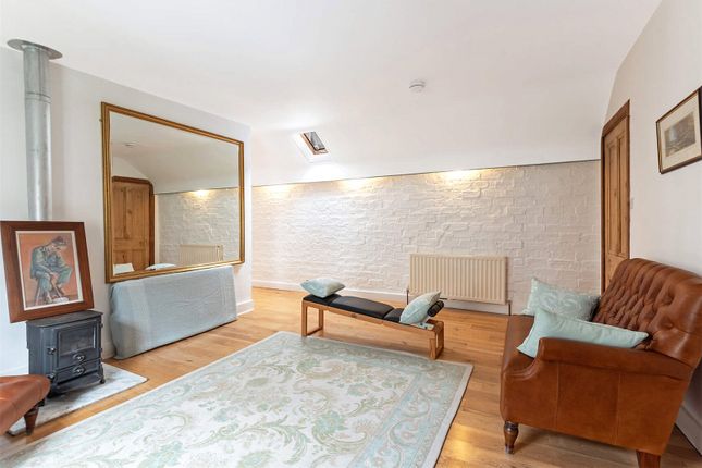 Mews house for sale in Grosvenor Crescent Lane, Dowanhill, Glasgow