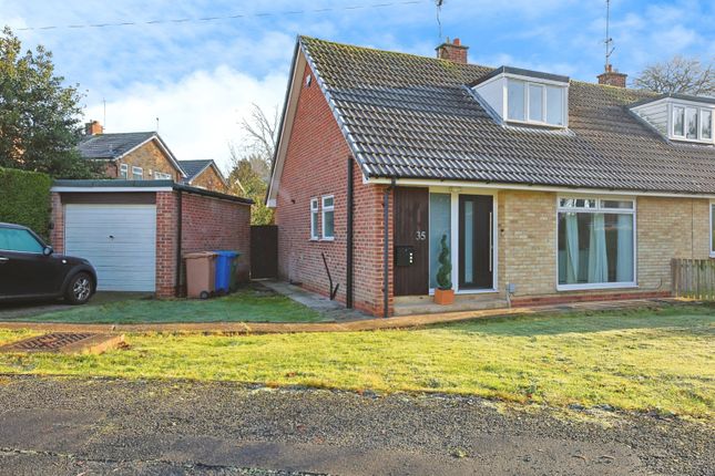 35 Wesley Close, South Cave, East Riding Of Yorkshire photo 2