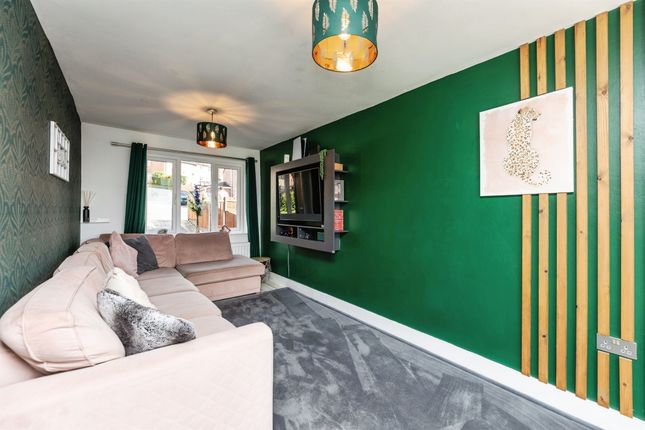 16, Richmond Road, Pontefract photo 3