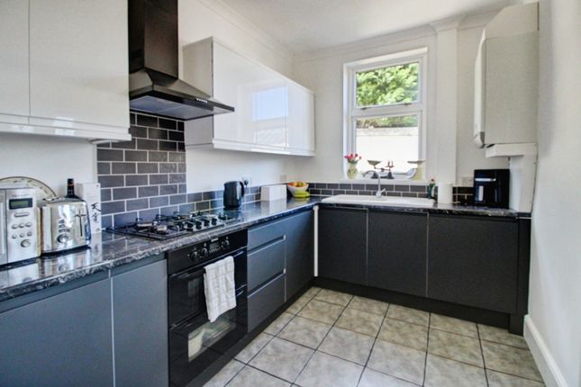107, Cherry Tree Street, Barnsley photo 2