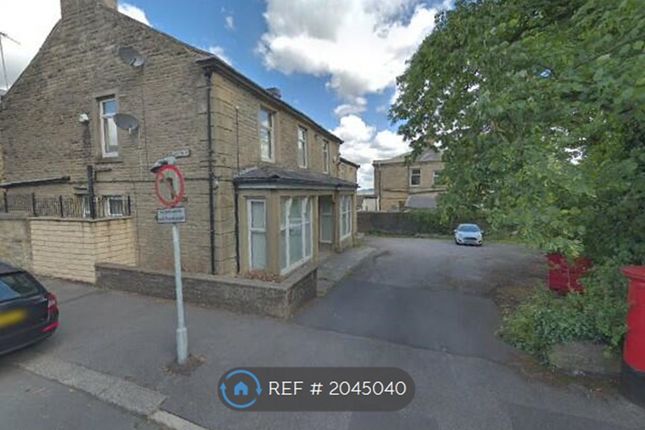 Flat to rent in Manchester Road, Burnley BB11
