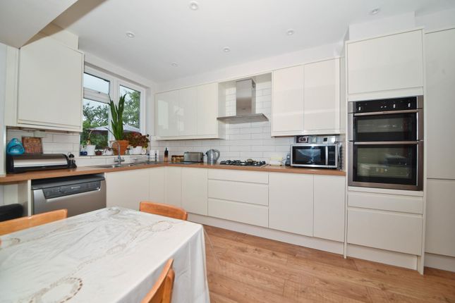22, Constance Road, Twickenham photo 2