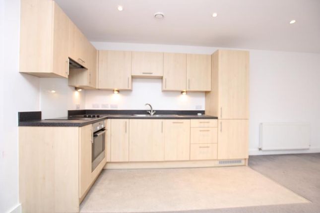 Flat to rent in Gaol Ferry Steps, Bristol