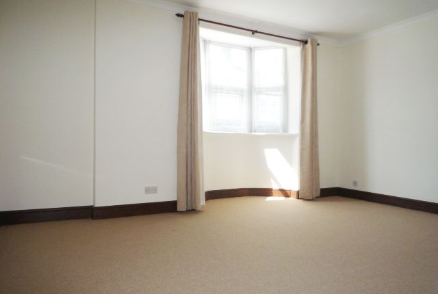 Flat 2, Belmont Court, Faversham photo 2