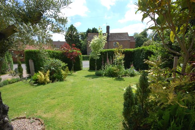 Cottage for sale in Church Lane, Utterby, Louth