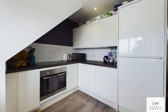 Flat for sale in High Street, Stanford Le Hope, Essex