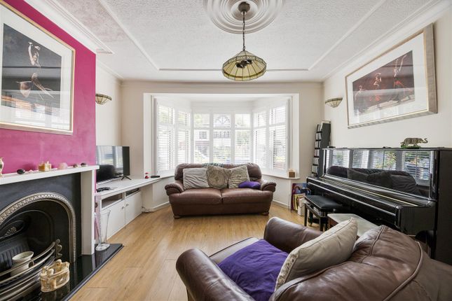 29, Forest View Road, Walthamstow photo 2