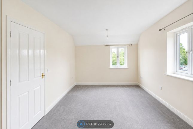 Darling Close, Swindon photo 2