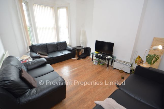 Terraced house to rent in Delph Mount, Woodhouse, Leeds