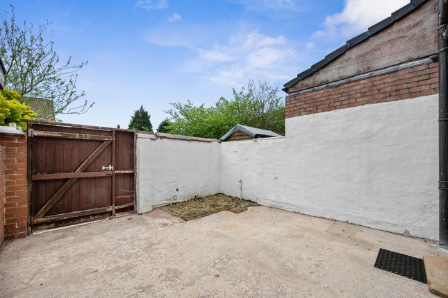 30 School Street, Warrington photo 4