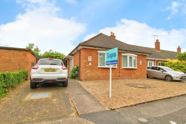 Thumbnail Bungalow for sale in London Road, Ipswich