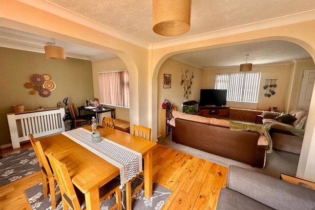 44, The Rising, Eastbourne photo 5