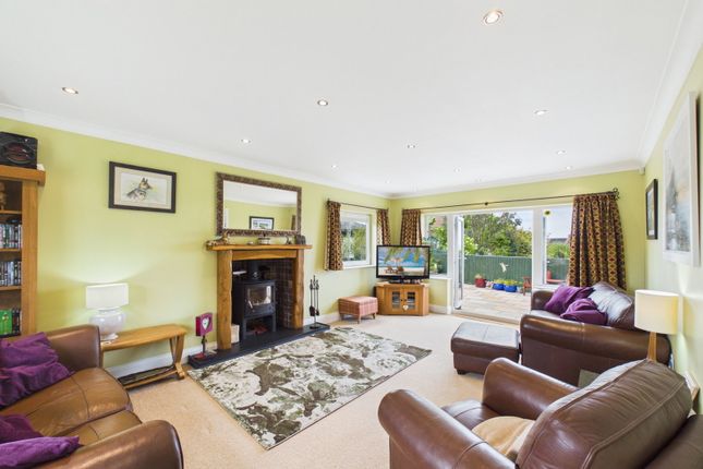 2a, Highfield Road, Whitby photo 2